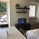 Residenza Giovanni Fronte Lago - Residence Garda Lago