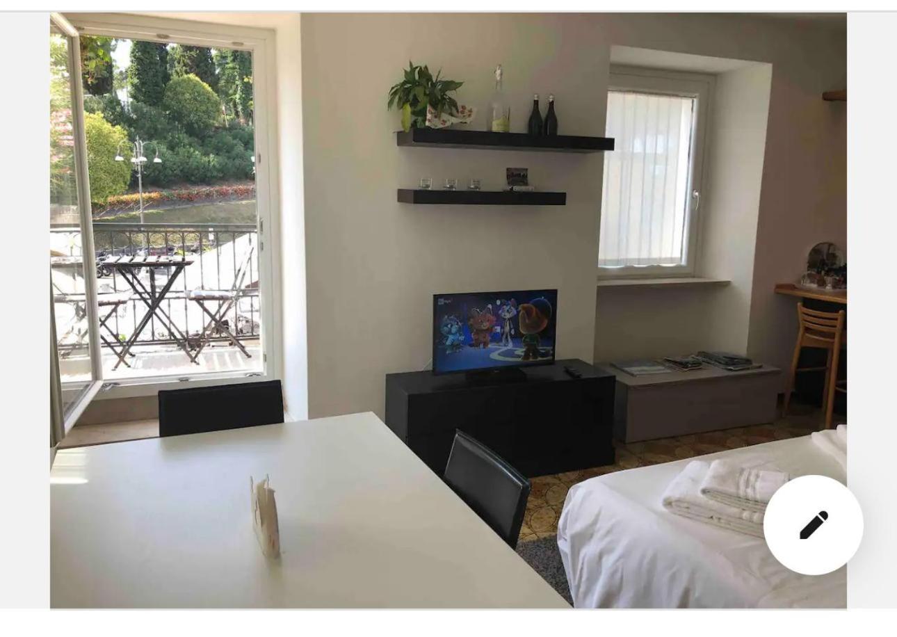 Residenza Giovanni Fronte Lago - Garda Lago * Peschiera del Garda