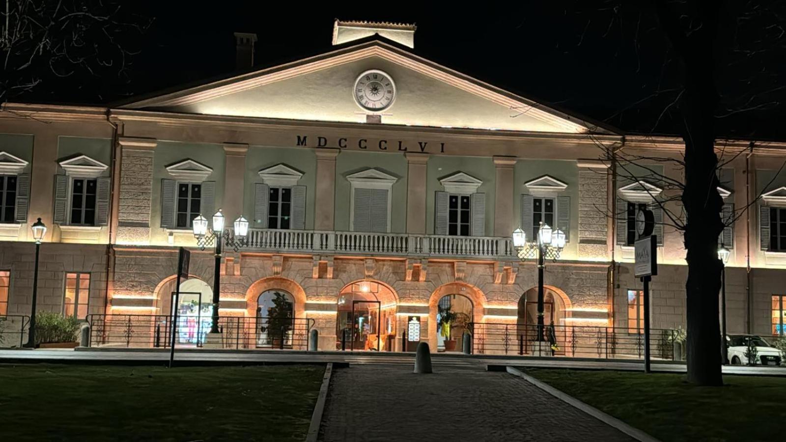 Residenza Giovanni Fronte Lago - Garda Lago Peschiera del Garda