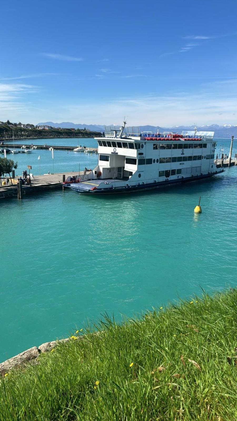 Appartamento Residenza Giovanni Fronte Lago - Garda Lago