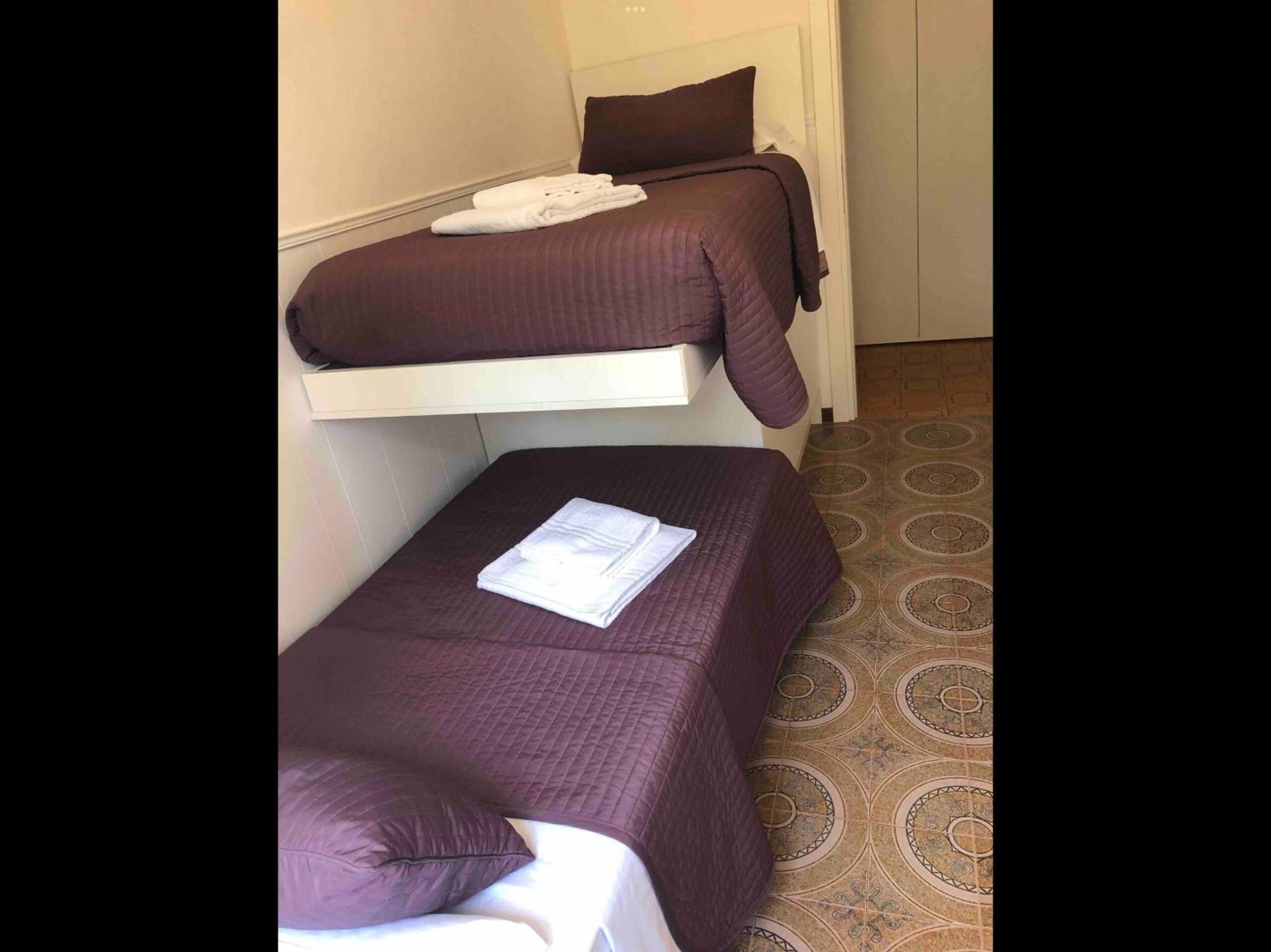 Residenza Giovanni Fronte Lago - Garda Lago Peschiera del Garda