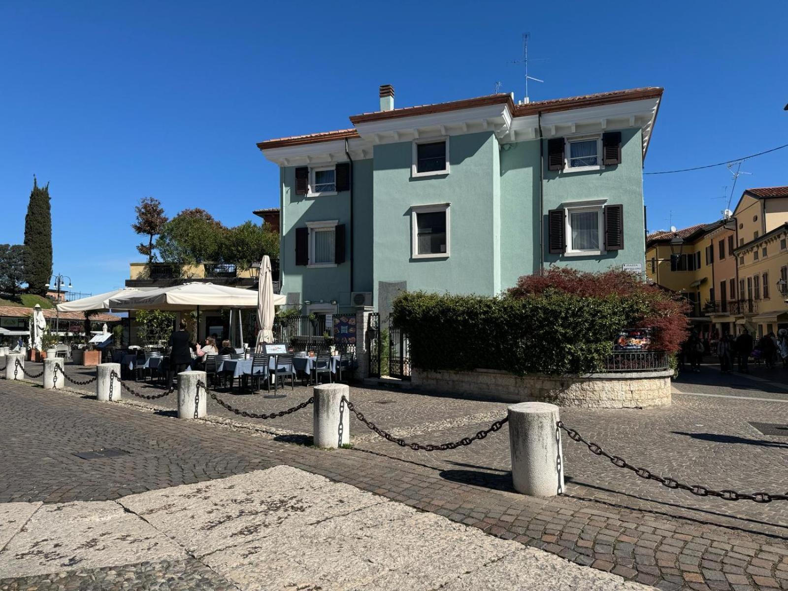 Appartamento Residenza Giovanni Fronte Lago - Garda Lago