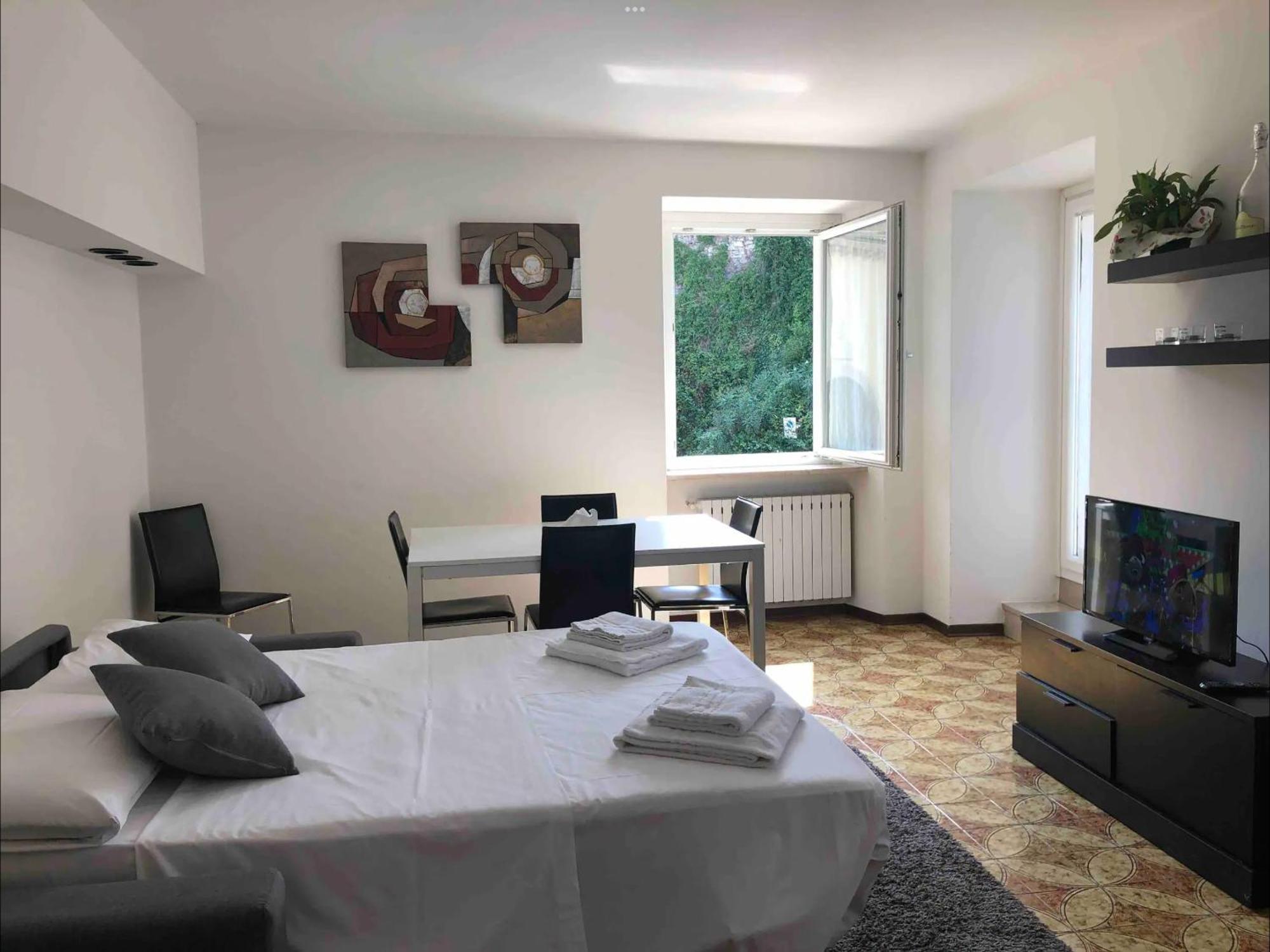 Apartment Residenza Giovanni Fronte Lago - Garda Lago Peschiera del Garda