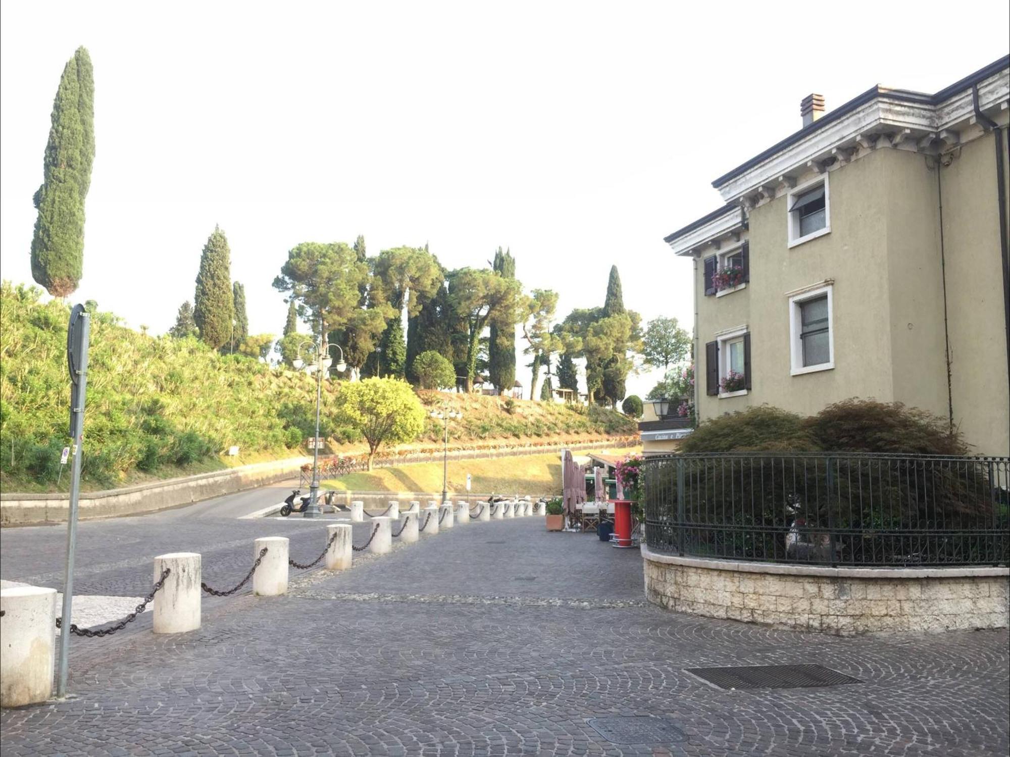 Apartment Residenza Giovanni Fronte Lago - Garda Lago