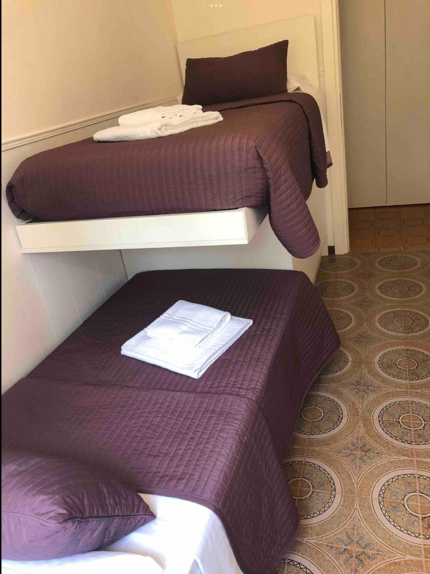 Residenza Giovanni Fronte Lago - Garda Lago