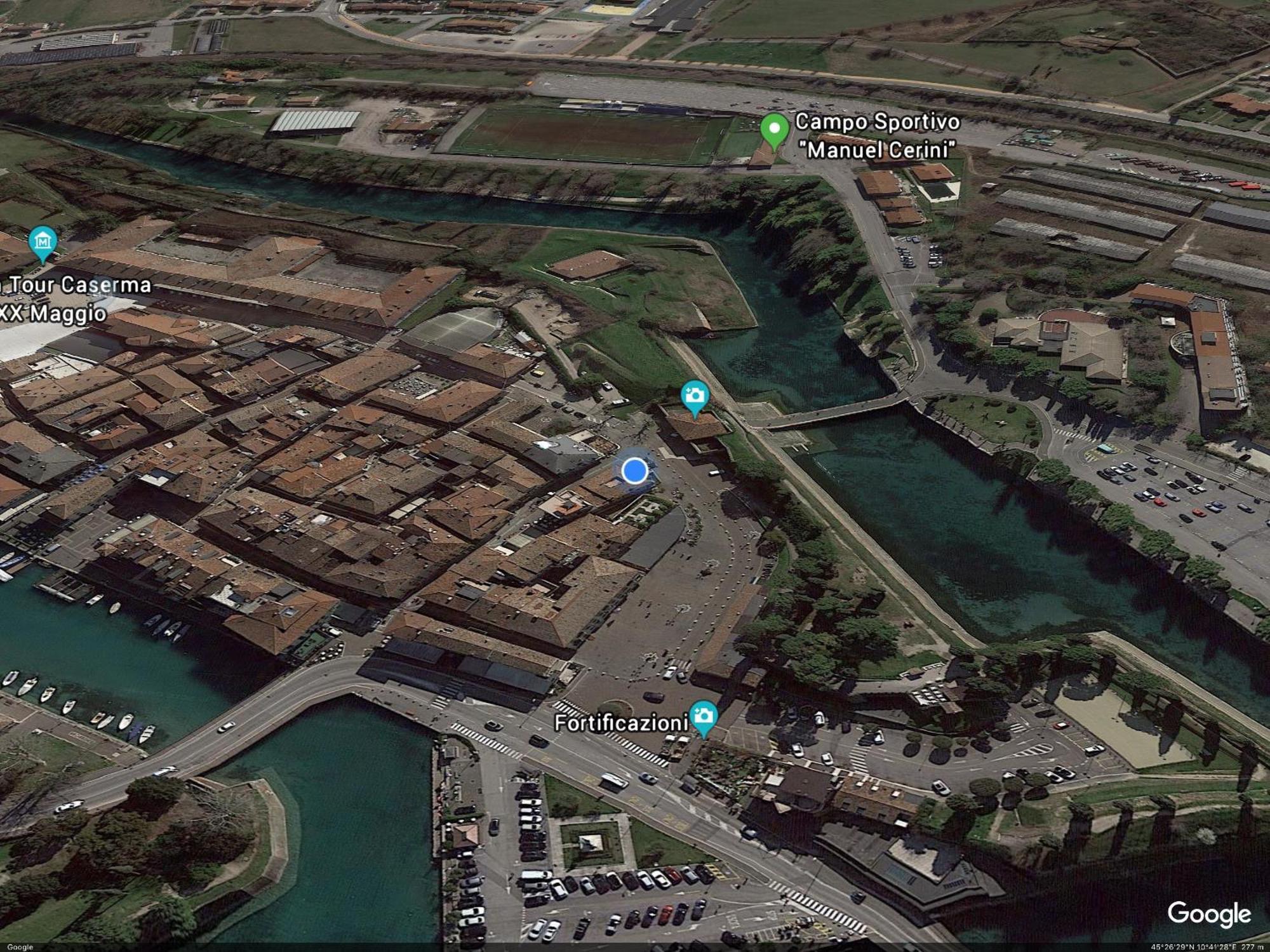 Residenza Giovanni Fronte Lago - Garda Lago Apartment Peschiera del Garda